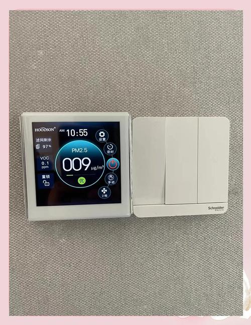 霍德森新风面板 PM2.5实时监测，超人性化的智能信息中枢